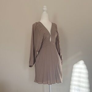Green/Taupe Long Sleeve V-Neck Mini Dress